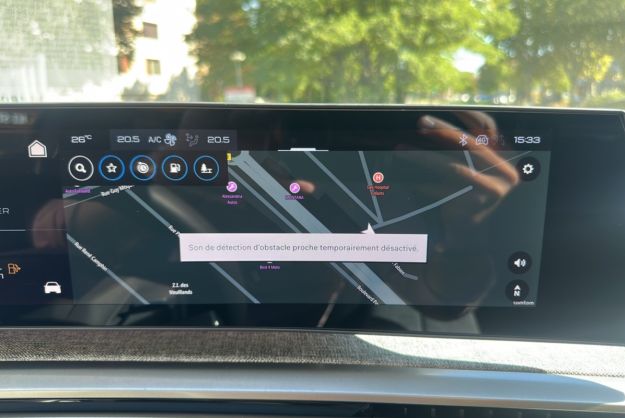 PEUGEOT 5008 HYBRID 145 E-DCS6 ALLURE PLUS