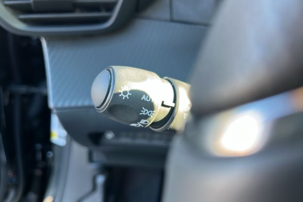 PEUGEOT 2008 HYBRID 145 E-DSC6 GT VISION