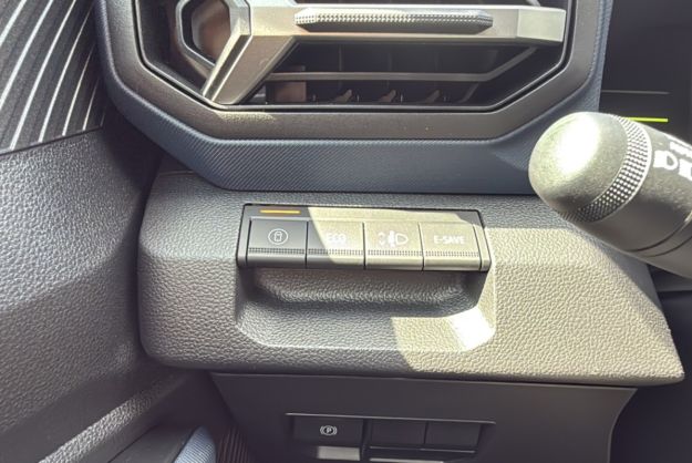 DACIA DUSTER HEV 140 JOURNEY