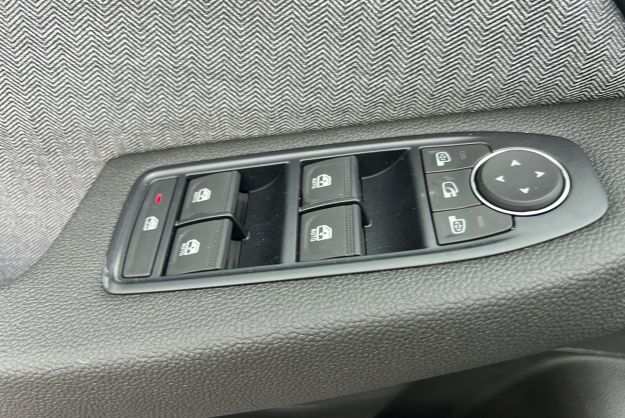 RENAULT CLIO V TCE 90 TECHNO