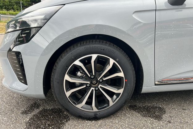 RENAULT CLIO V TCE 90 TECHNO