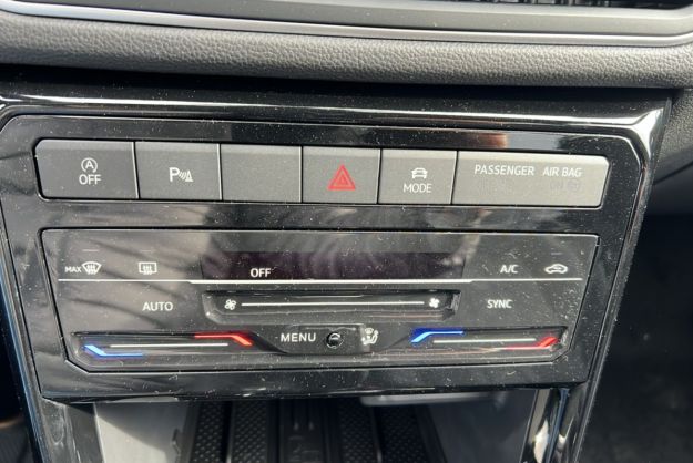 VOLKSWAGEN T-CROSS TSI 116 DSG7 R-LINE