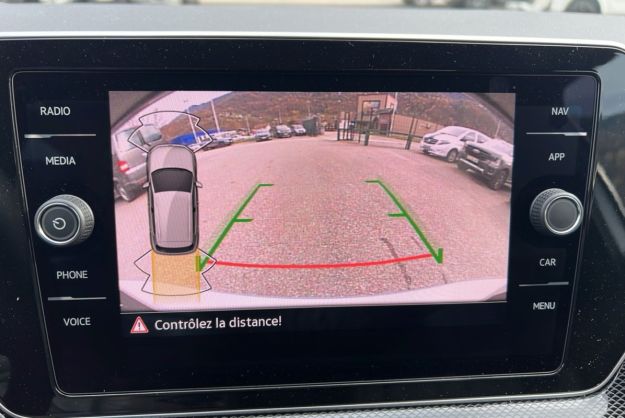 VOLKSWAGEN T-CROSS TSI 116 DSG7 R-LINE