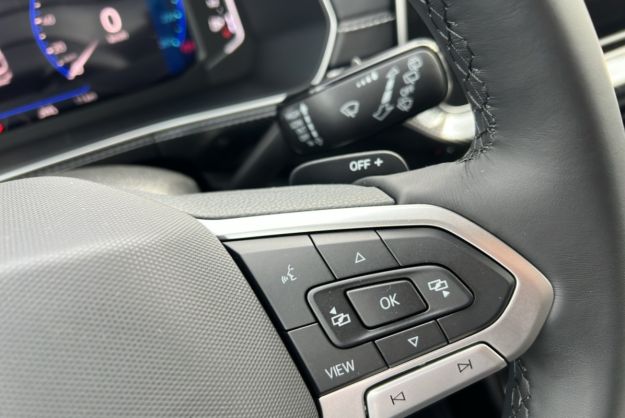 VOLKSWAGEN T-CROSS TSI 116 DSG7 R-LINE