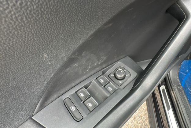 VOLKSWAGEN T-CROSS TSI 116 DSG7 R-LINE