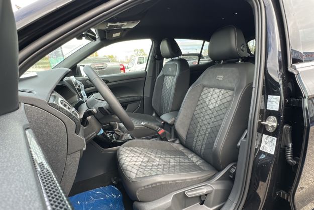 VOLKSWAGEN T-CROSS TSI 116 DSG7 R-LINE