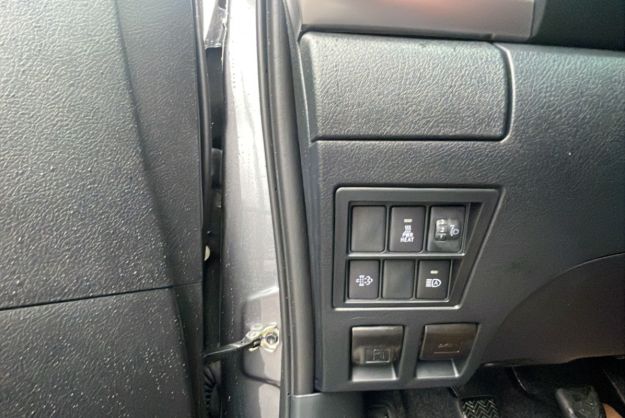 TOYOTA HILUX 2.8 D4-D 204 LEGENDE 4PL BVM6