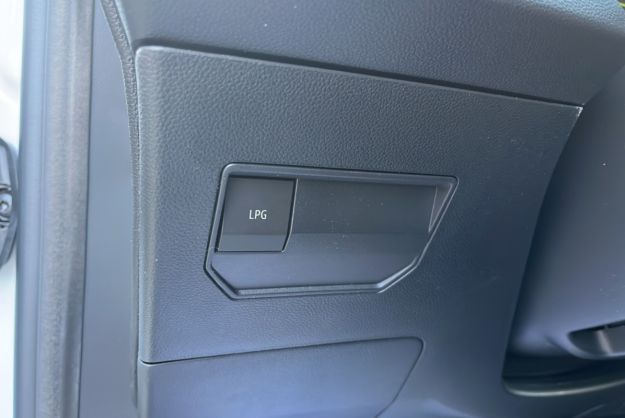 DACIA DUSTER ECO-G 100 4X2 EXPRESSION