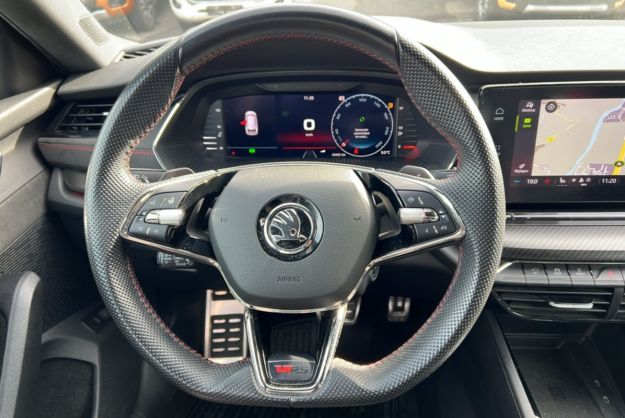 SKODA OCTAVIA RS COMBI IV 2.0 TDI 200 DSG7