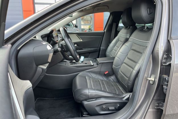 CITROEN C5 X 1.6 180 EAT8 SHINE