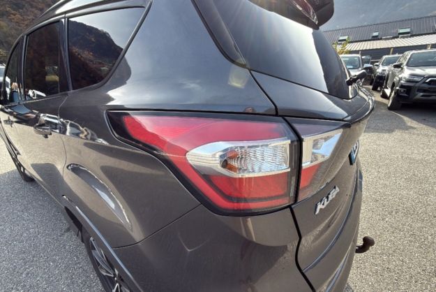 FORD KUGA TDCI 180 ST-LINE 4X4 BVA T.O AWD