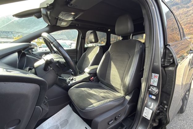 FORD KUGA TDCI 180 ST-LINE 4X4 BVA T.O AWD