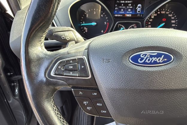 FORD KUGA TDCI 180 ST-LINE 4X4 BVA T.O AWD