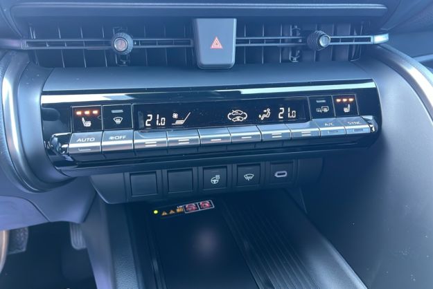 TOYOTA C-HR 1.8 HYBRID140 DESIGN PK HIVER