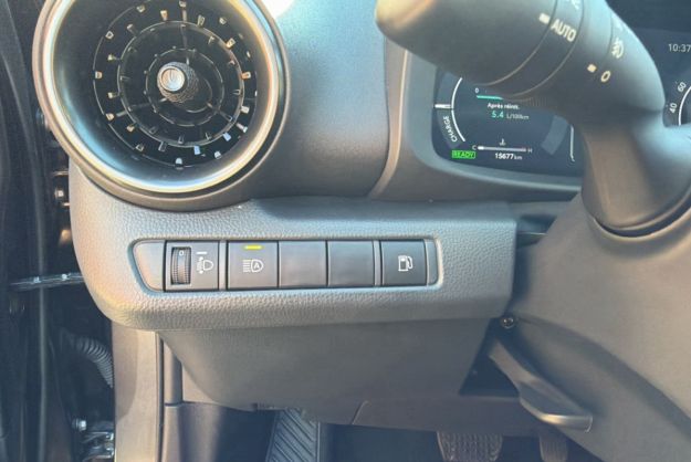 TOYOTA C-HR 1.8 HYBRID140 DESIGN PK HIVER