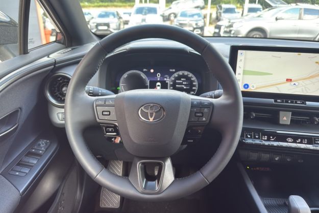 TOYOTA C-HR 1.8 HYBRID140 DESIGN PK HIVER