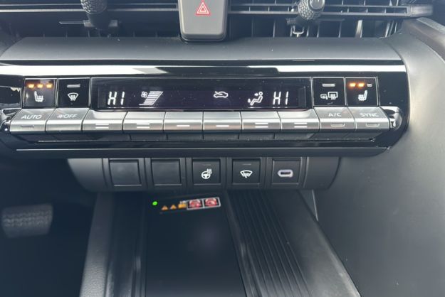 TOYOTA C-HR 1.8 HYBRID140 DESIGN PK HIVER