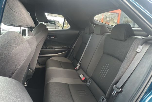 TOYOTA C-HR 1.8 HYBRID140 DESIGN PK HIVER