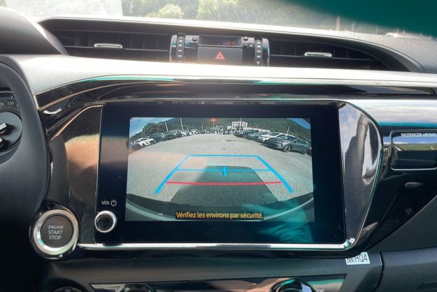 TOYOTA HILUX X-TRA D-4D 204 INVINCIBLE