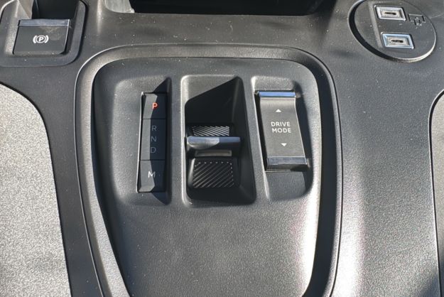 PEUGEOT RIFTER BLUEHDI 130 EAT8 GT PLUS