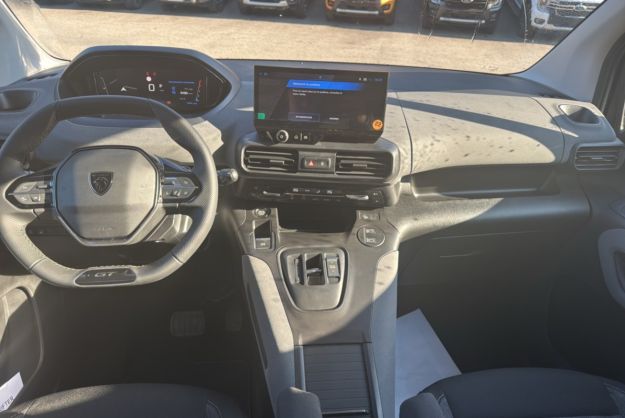 PEUGEOT RIFTER BLUEHDI 130 EAT8 GT PLUS