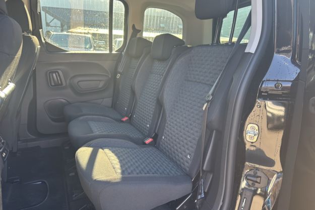 PEUGEOT RIFTER BLUEHDI 130 EAT8 GT PLUS