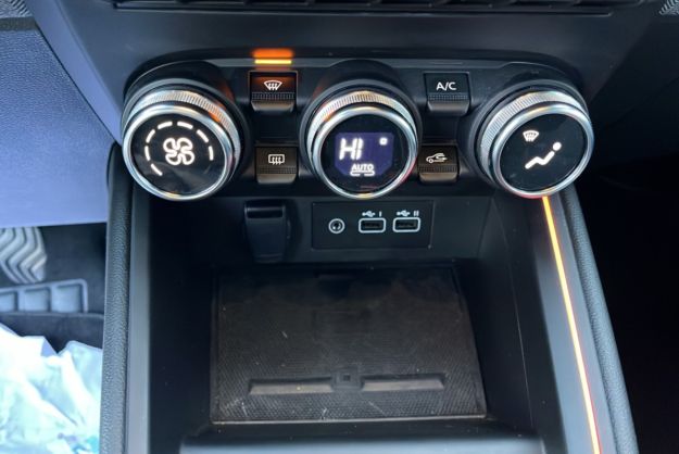 RENAULT CLIO V TCE 90 TECHNO PLUS