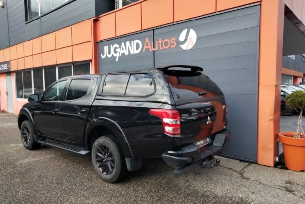 MITSUBISHI L200 2.4 DI-D 181 BLACK EDITION HDTOP