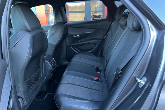 PEUGEOT 3008 2.0 BLUEHDI 180CH GT LINE EAT8