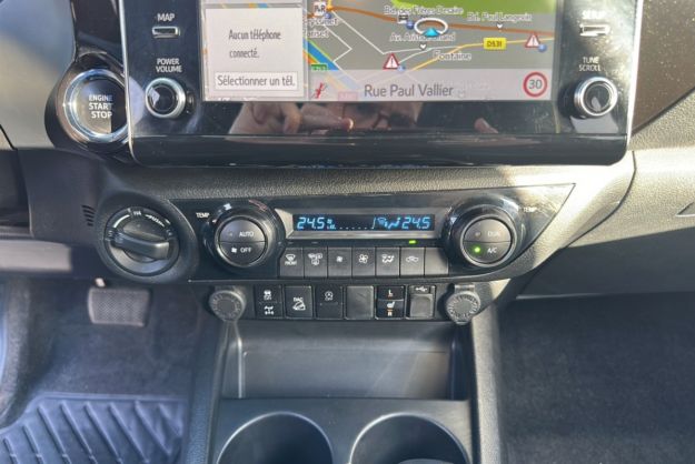 TOYOTA HILUX 2.8 204 XTRA INVINCIBLE