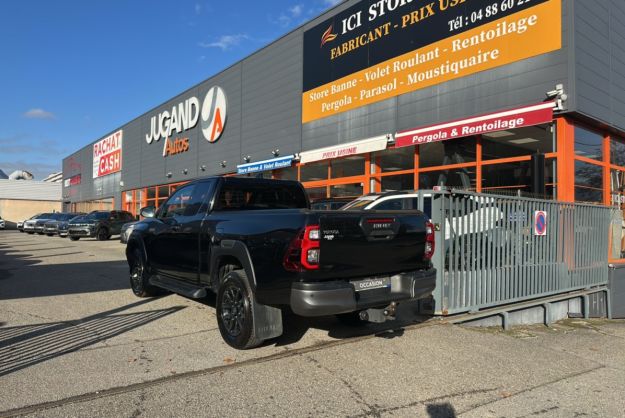 TOYOTA HILUX 2.8 204 XTRA INVINCIBLE