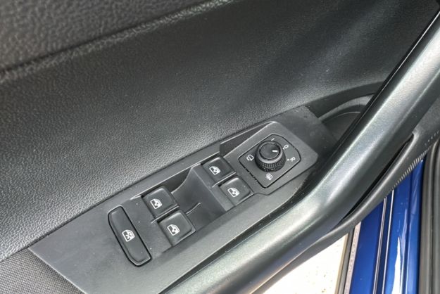 VOLKSWAGEN TAIGO TSI 95 EDITION CAMERA KEYLESS
