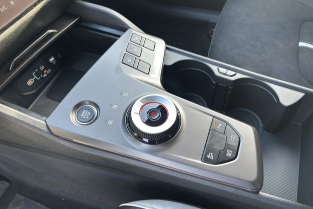 KIA SPORTAGE 1.6 T-GDI HEV 239 GT TOIT PANO