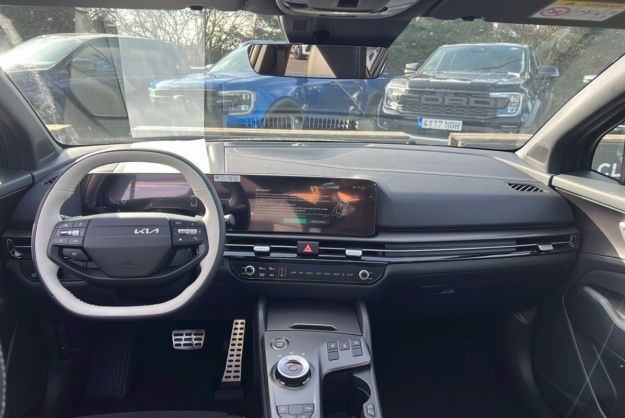 KIA SPORTAGE 1.6 T-GDI HEV 239 GT TOIT PANO