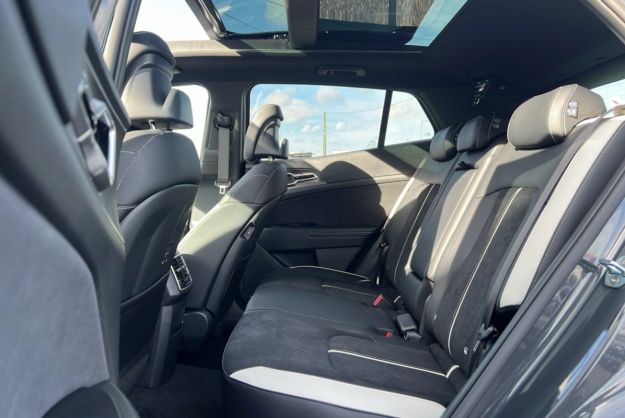 KIA SPORTAGE 1.6 T-GDI HEV 239 GT TOIT PANO