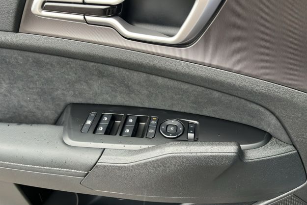 KIA SPORTAGE 1.6 T-GDI HEV 239 GT TOIT PANO