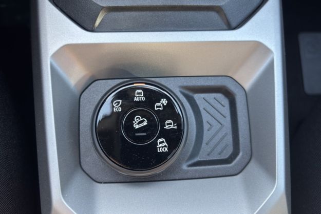 DACIA BIGSTER HYBRID-G 150 4X4 EXPRESSION +
