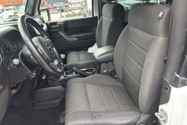 JEEP WRANGLER 2.8 CRD 200 4X4 SAHARA