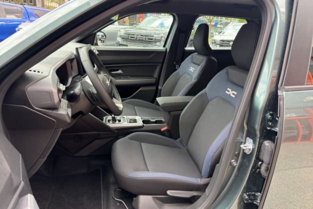 DACIA DUSTER HYBRID-G 150 4X4 EXPRESSION