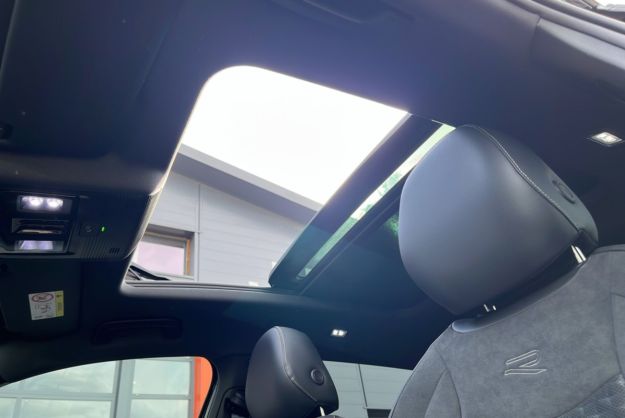 VOLKSWAGEN T-ROC ETSI 150 DSG7 R-LINE PLUS