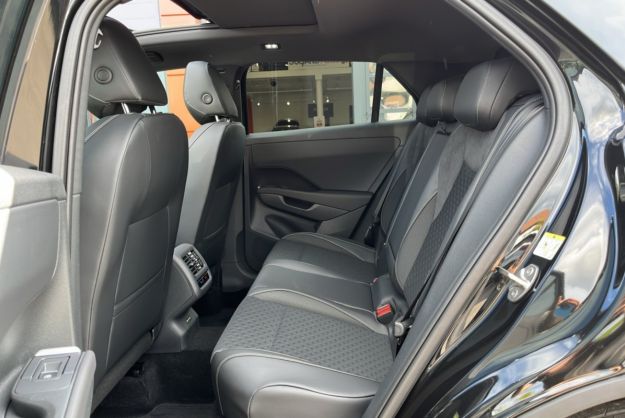 VOLKSWAGEN T-ROC ETSI 150 DSG7 R-LINE PLUS