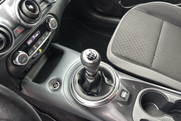 NISSAN JUKE  1.0 DIG-T 117 CONNECTA