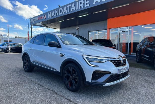 RENAULT ARKANA 145 E-TECH RS LINE