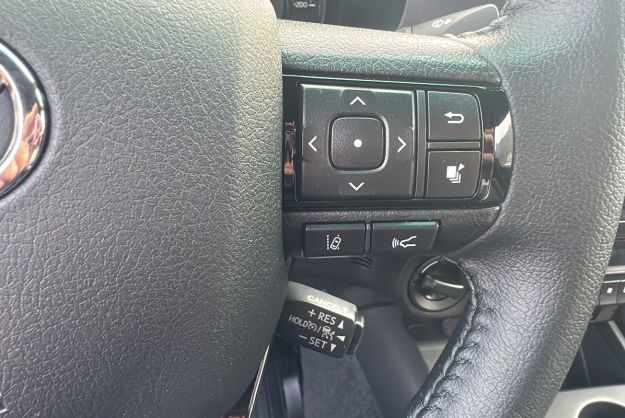 TOYOTA HILUX 2.8 204 BVA INVINCIBLE 4PL