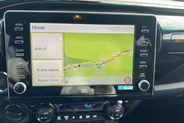 TOYOTA HILUX 2.8 204 BVA INVINCIBLE 4PL