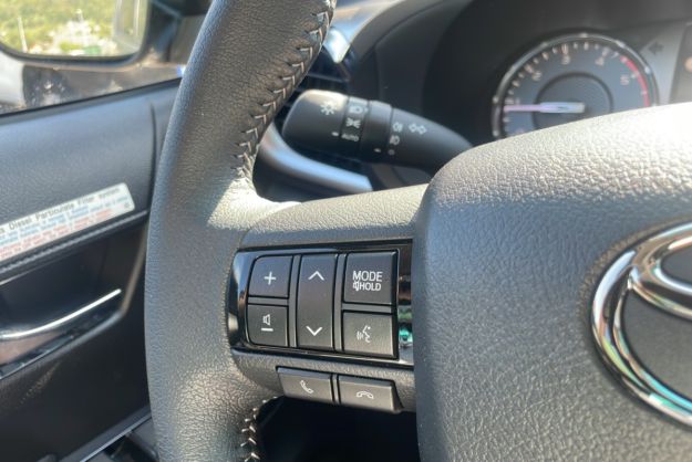 TOYOTA HILUX 2.8 D4-D 204 BVA EXECUTIVE 4PL