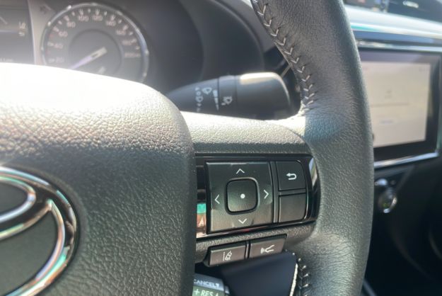 TOYOTA HILUX 2.8 D4-D 204 BVA EXECUTIVE 4PL