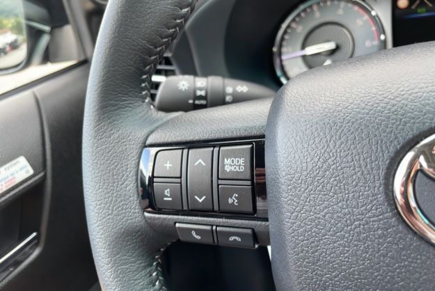 TOYOTA HILUX 2.8 D4-D 204 BVA EXECUTIVE 4PL