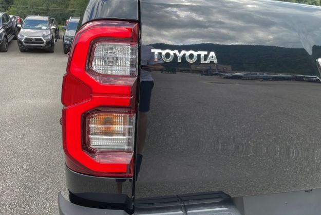 TOYOTA HILUX 2.8 D4-D 204 BVA EXECUTIVE 4PL