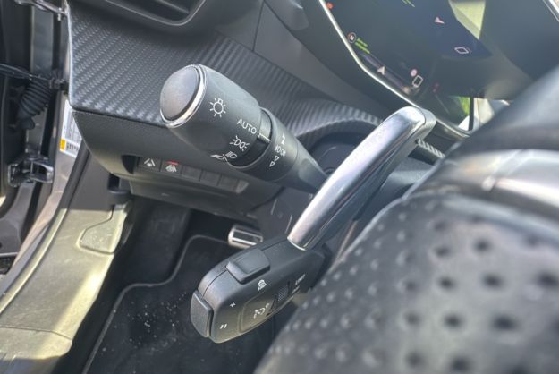 PEUGEOT 2008 1.2 130 EAT8 GT T.O